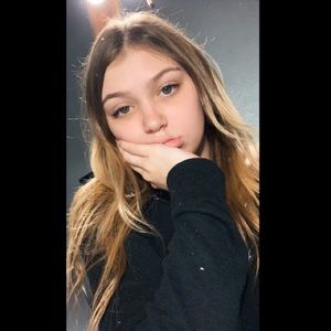 Meet your Posher, Hailey